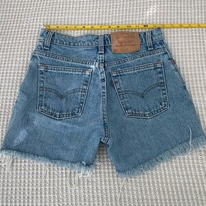 Vintage LEVI shorts!